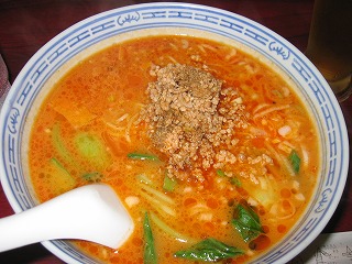 魅惑のタンタン麺