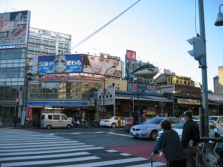築地市場は、もう目の前!!