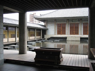 水の活用が美しい