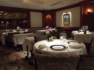 お店の光景。独特な落ち着き空間