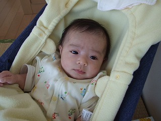 起きている時の姿。日々変化を遂げています