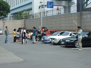 ジャガー以外にもイタリアの名車など、ゾロゾロと集結