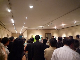 大混雑の中での、山本さんのスピーチ