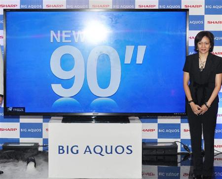 インドネシアで発売される９０型液晶テレビ「アクオス」