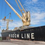 スマトラのブトン岬港｜商業タンカーの港、実にゆったり、おだやか！